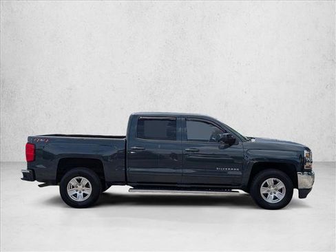 Used 2018 Chevrolet Silverado 1500 LT w/ All Star Edition AWD/4WD image 4