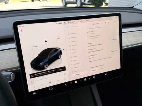 Used 2023 Tesla Model Y Long Range AWD/4WD image 53