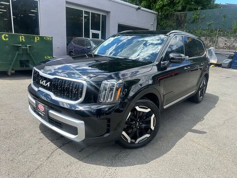 Used 2024 Kia Telluride EX AWD/4WD image 1