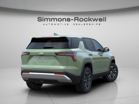 New 2026 Chevrolet Equinox LT image 4