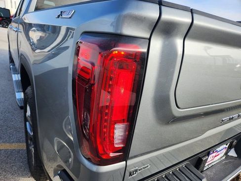 New 2026 GMC Sierra 1500 SLT w/ SLT Premium Plus Package image 6