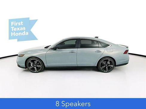 Used 2025 Honda Accord Sport image 4