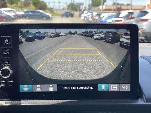 Used 2023 Honda Pilot EX-L image 10