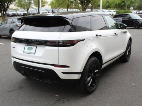 Used 2025 Land Rover Range Rover Evoque S image 2