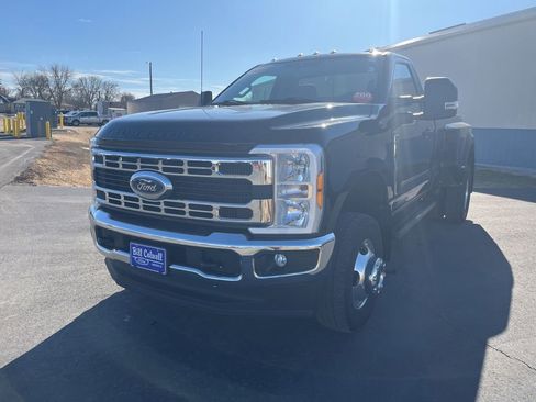 Used 2023 Ford F350 XLT image 8