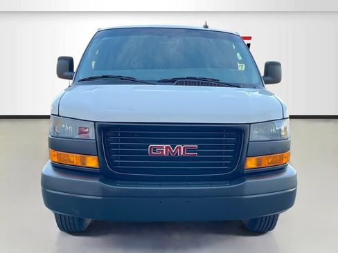 Used 2024 GMC Savana 2500 w/ Driver Convenience Package RWD image 2