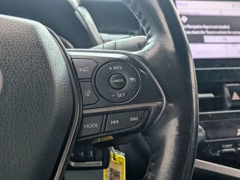Used 2021 Toyota Camry SE FWD image 23