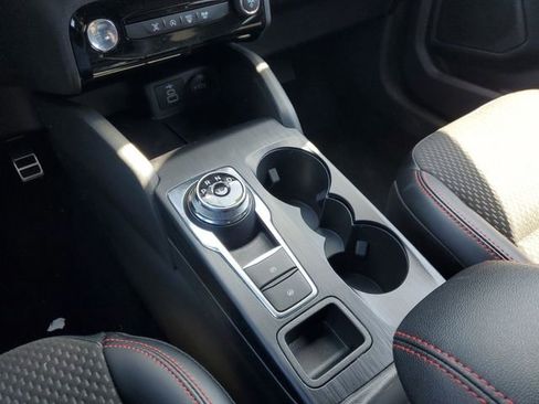 Used 2024 Ford Escape ST-Line w/ Tech Pack #1 image 31