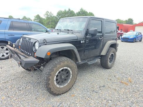 Used 2015 Jeep Wrangler Sport w/ Quick Order Package 23S AWD/4WD image 2