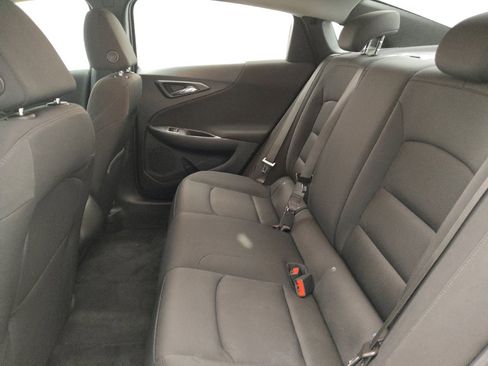 Used 2023 Chevrolet Malibu LS FWD image 18