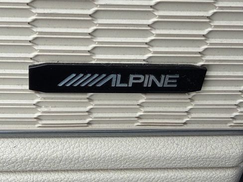 Used 2021 Jeep Grand Cherokee L Limited RWD image 28