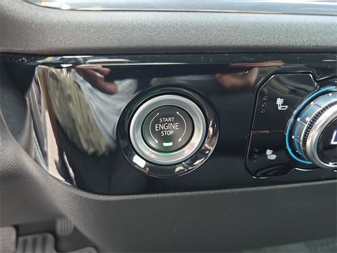 Certified 2023 GMC Sierra 1500 Elevation image 27