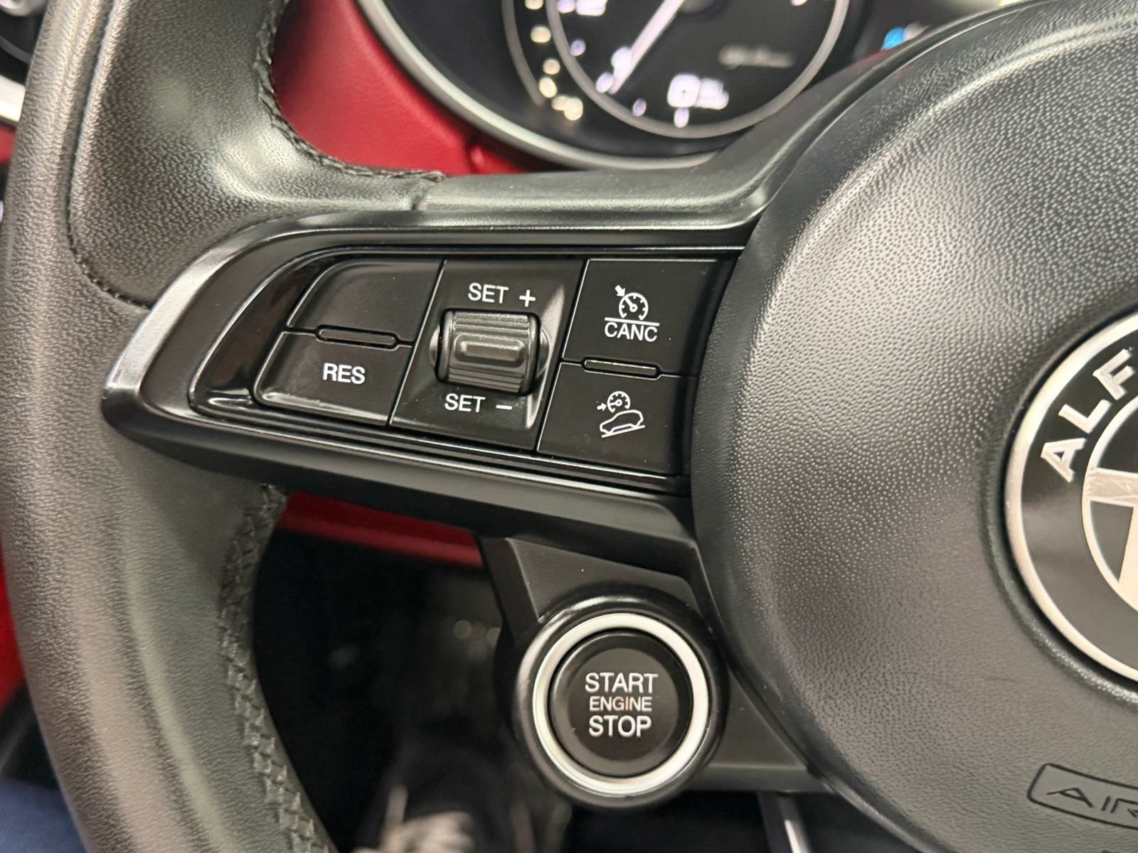Used 2020 Alfa Romeo Stelvio Ti AWD/4WD image 26