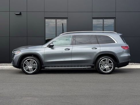 Used 2026 Mercedes-Benz GLS 450 4MATIC image 4