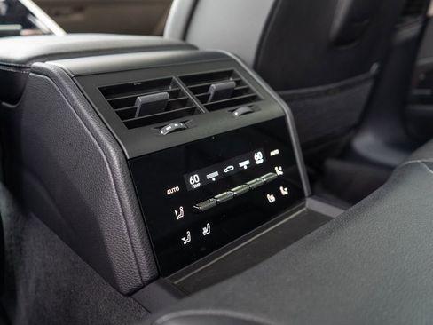 Certified 2025 Porsche Panamera 4 AWD/4WD image 27