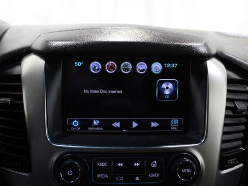 Used 2020 Chevrolet Suburban Premier image 19