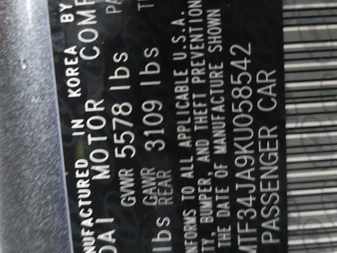 Used 2019 Genesis G90 3.3T Premium image 17