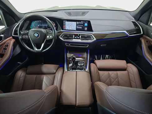 Used 2023 BMW X5 sDrive40i w/ Premium Package image 11