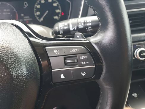Used 2024 Honda Pilot Touring image 21