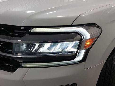 Used 2023 Ford Expedition Limited image 36