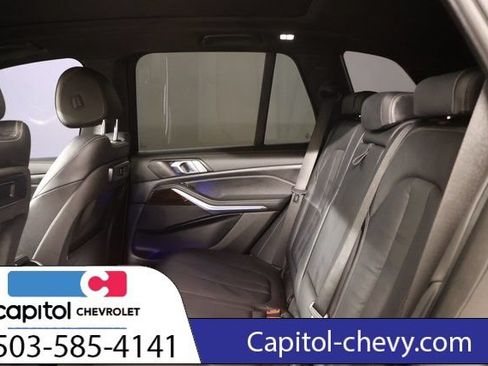 Used 2020 BMW X5 xDrive40i w/ Premium Package AWD/4WD image 32