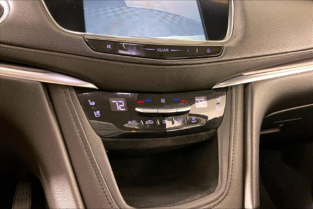 Used 2018 Cadillac XT5 Premium Luxury FWD image 13