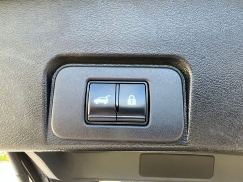 Used 2023 Nissan Rogue Platinum w/ Platinum Premium Package FWD image 48