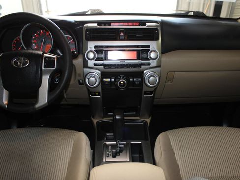 Used 2012 Toyota 4Runner SR5 w/ Convenience Pkg RWD image 12