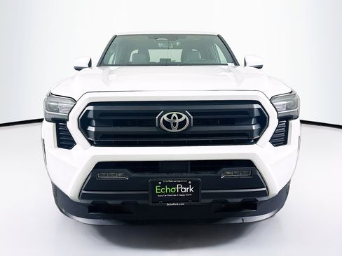 Used 2024 Toyota Tacoma SR5 image 2