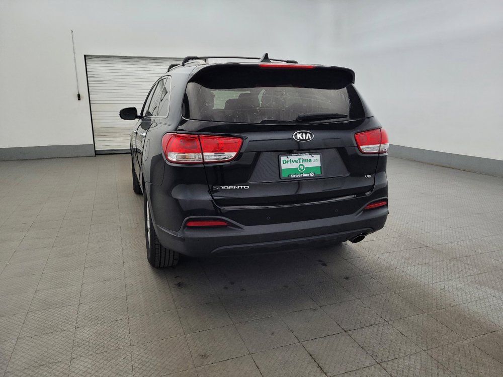 Used 2016 Kia Sorento LX w/ LX Convenience Package AWD/4WD image 6