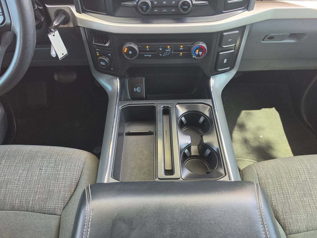 Used 2021 Ford F150 XLT AWD/4WD image 28