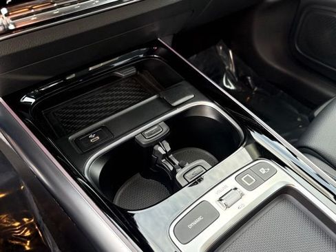 Certified 2025 Mercedes-Benz GLA 250 4MATIC image 12