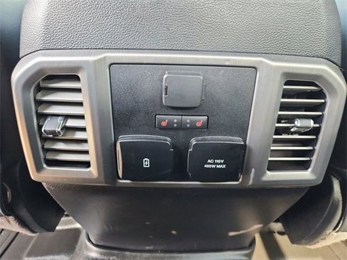 Used 2017 Ford F150 Platinum w/ Equipment Group 701A Luxury image 22