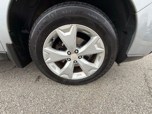 Used 2015 Subaru Forester 2.5i Limited image 33