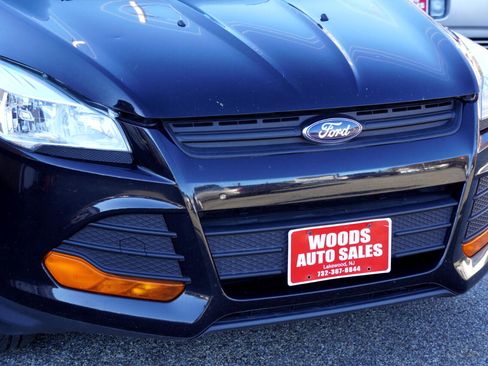 Used 2016 Ford Escape S image 3