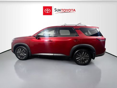 Used 2022 Nissan Pathfinder SL w/ SL Premium Package image 7