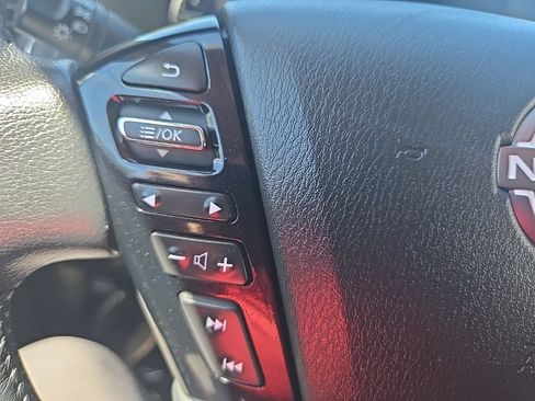 Used 2024 Nissan Armada SL w/ Captain's Chairs Package AWD/4WD image 15