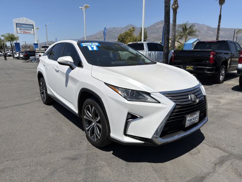Used 2017 Lexus RX 350 FWD w/ Premium Package image 2