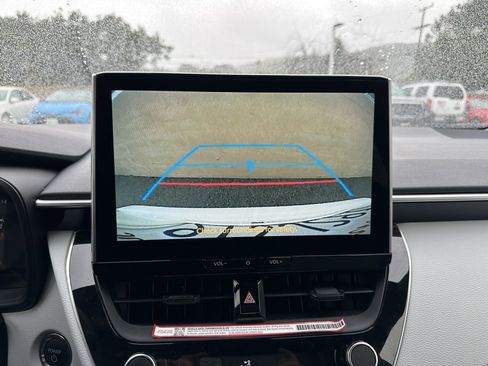 Certified 2025 Toyota Corolla SE image 11