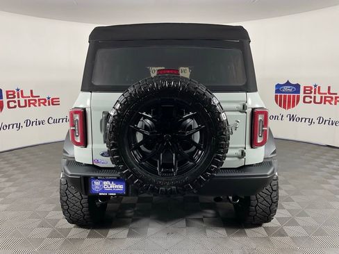 Used 2023 Ford Bronco Badlands w/ Sasquatch Package AWD/4WD image 4