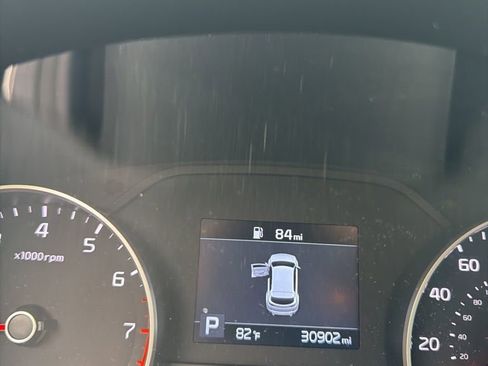 Used 2020 Kia Sportage LX FWD image 13