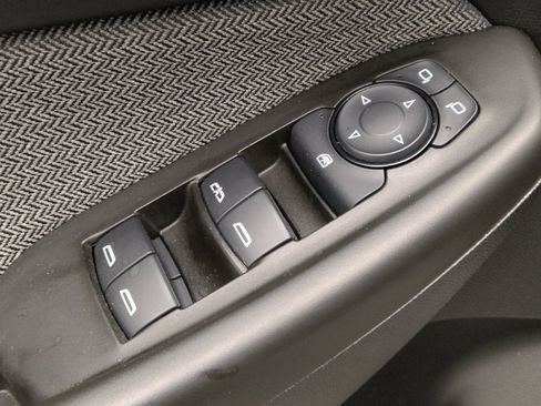 Used 2025 Chevrolet TrailBlazer LT FWD image 27
