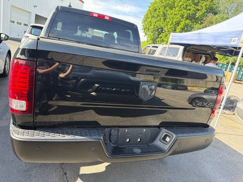 Used 2022 RAM 1500 Classic Warlock w/ Electronics Group AWD/4WD image 5