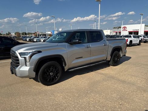 Used 2024 Toyota Tundra Limited AWD/4WD image 1