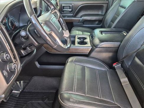 Used 2018 GMC Sierra 2500 Denali w/ Snow Plow Prep Package AWD/4WD image 15