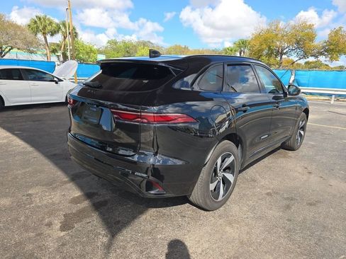 Used 2024 Jaguar F-PACE R-Dynamic S image 4