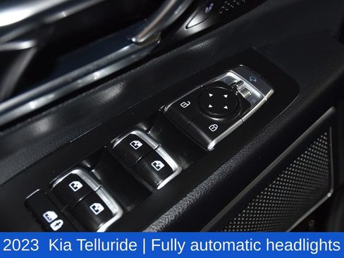 Used 2023 Kia Telluride SX Prestige AWD/4WD image 23