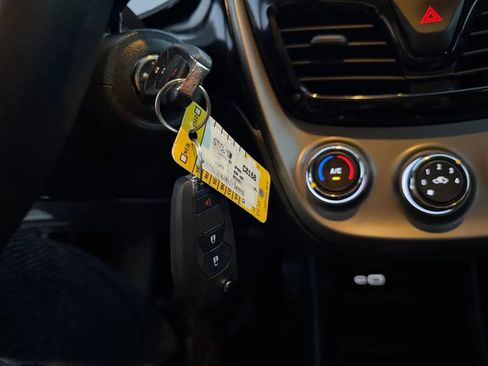 Used 2021 Chevrolet Spark LT w/ Spark Special Edition image 42