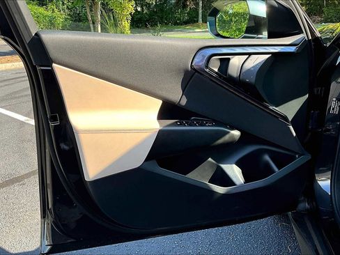 New 2025 BMW X3 xDrive30i w/ Convenience Package image 10