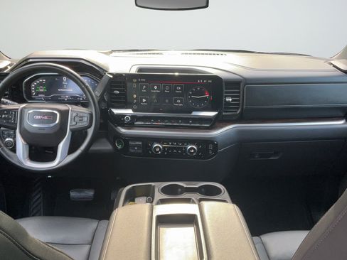 Certified 2025 GMC Sierra 1500 SLT AWD/4WD image 12